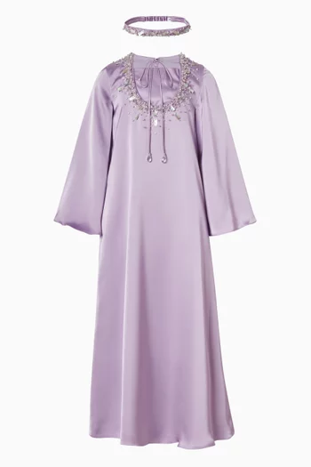 قفطان مزين بتطريزات