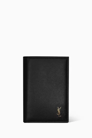 محفظة صغيرة بفتحات للبطاقات وشعار كاسندر جلد