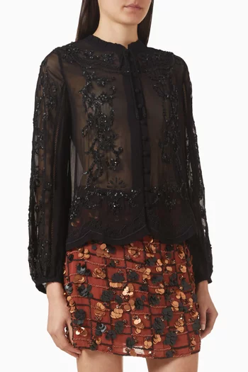 بلوزة التين شفافة مزينة بتطريزات جورجيت