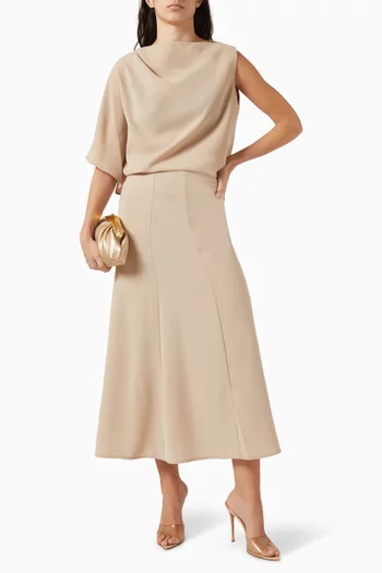 بلوزة بياقة مطوية