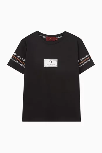 تي شيرت بطبعة شعار الماركة قطن