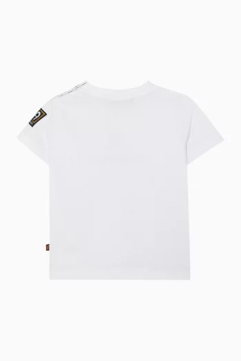 تي شيرت بطبعة شعار الماركة قطن