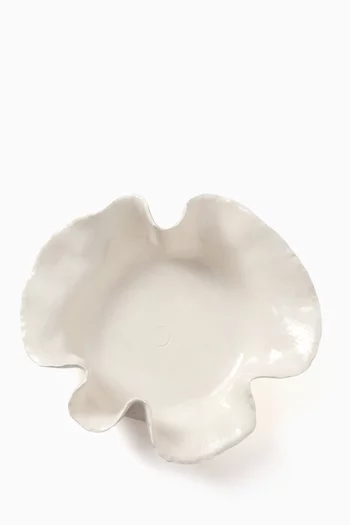 The Small Ruffle Dish in Ceramic
