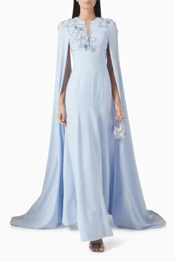 فستان بكاب وتطريزات يدوية