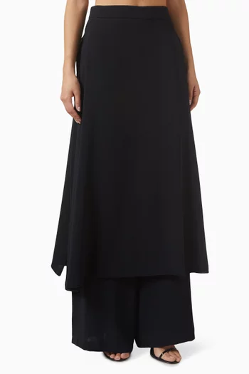 بنطال بقصة ساق واسعة