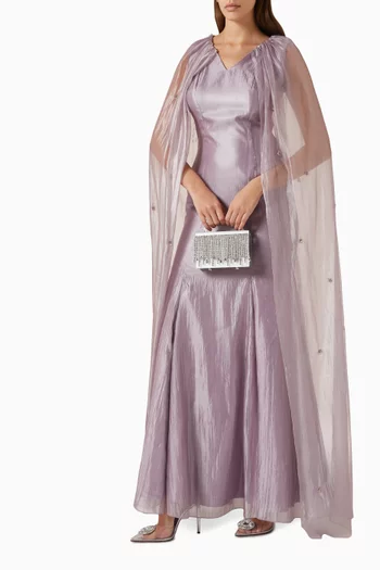 فستان طويل بتصميم كاب