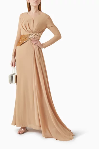 فستان طويل بخصر مطرز