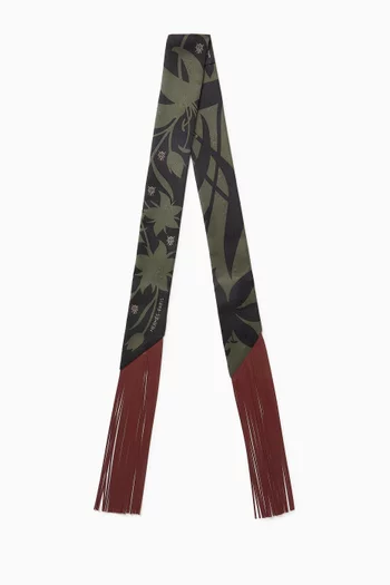 وشاح بوكيه فاينل ليذر بشرّابات تويل غير مستعمل