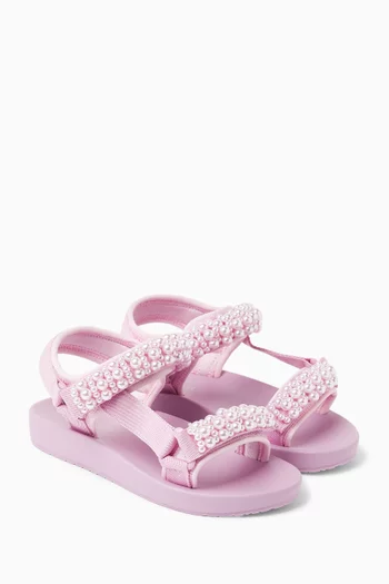 صندل مزين بلؤلؤ