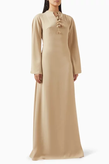 فستان سهرة بشرّابات وزهور