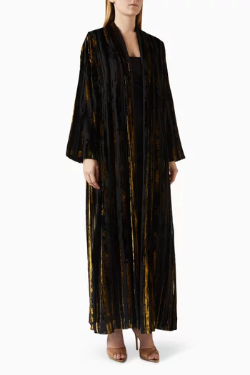 عباية بقصة زينة