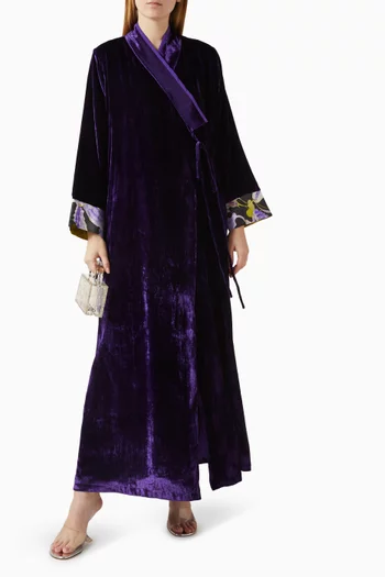 Collared Abaya in Velvet