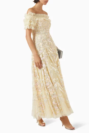 فستان سهرة بحافة بطول الكاحل وأكتاف مكشوفة ونقشة قلوب بأشرطة