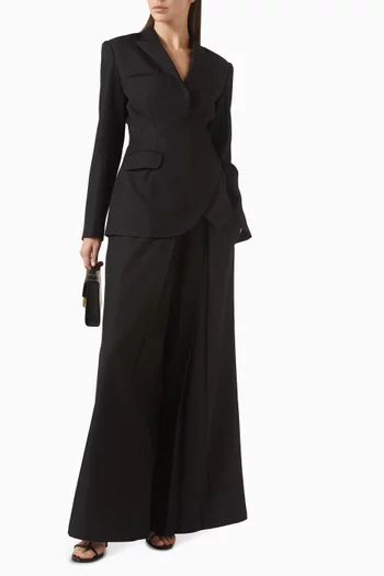 جاكيت بقصة منحوتة