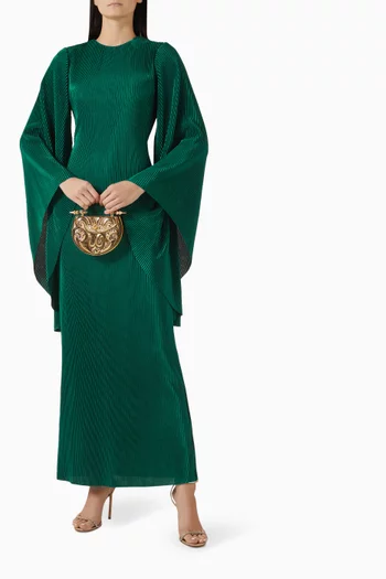 فستان بطيات وأكمام كاب