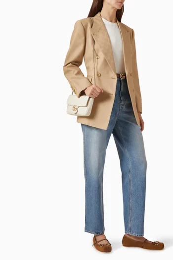 حقيبة كتف مارمونت صغيرة بشعار GG جلد بخطوط شيفرون متعرجة