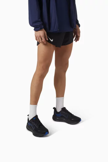 Vomero 18 Sneakers in Mesh