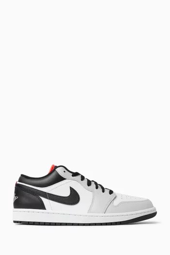 سنيكرز آير جوردان 1 أسفل الكاحل جلد