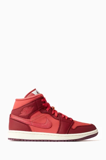 Air Jordan 1 Mid SE Sneakers in Leather
