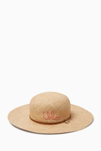 قبعة قش بشعار الماركة