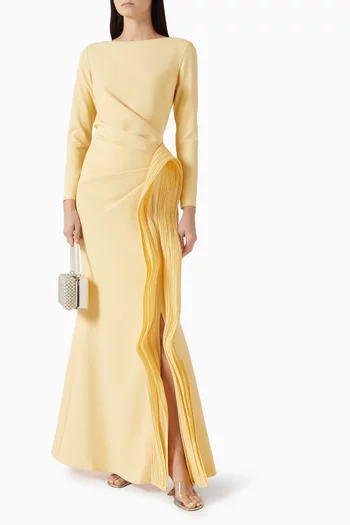 فستان طويل بفتحة رقبة على شكل قارب