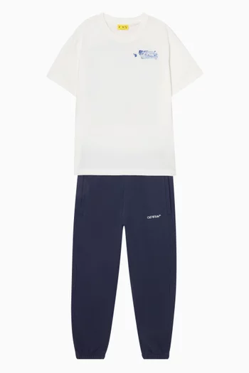 تي شيرت بطبعة شعار الماركة والأسهم أكريليك قطن