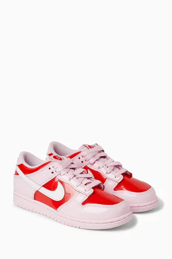 سنيكرز دانك أسفل الكاحل