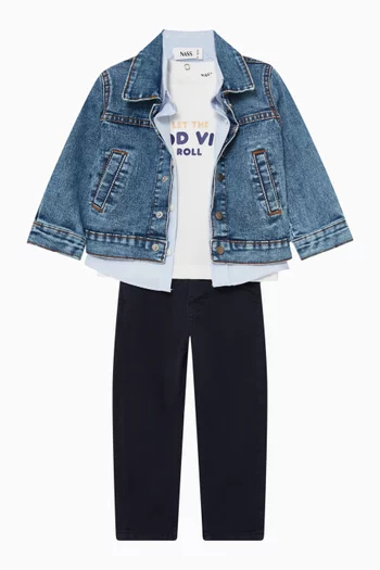 طقم من أربع قطع