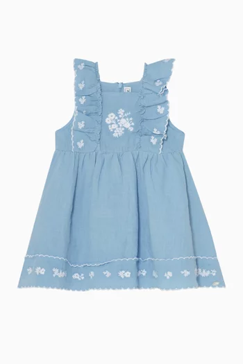 فستان بحمالات وتطريزات