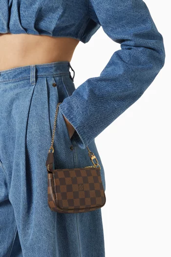 حقيبة إكسسوارات ميني قنب بنقشة مربعات ولون داكن