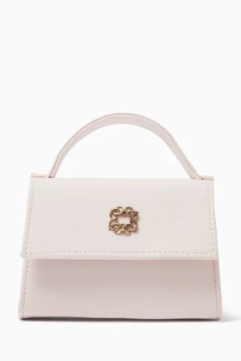 حقيبة بيد علوية وشعار الماركة