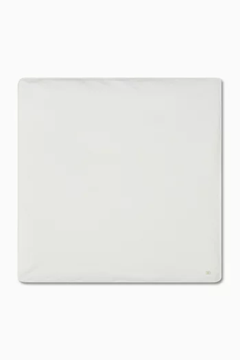 بطانية بشعار DG قطن