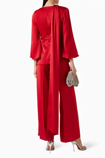 طقم بلوزة وبنطال مزين بتطريزات