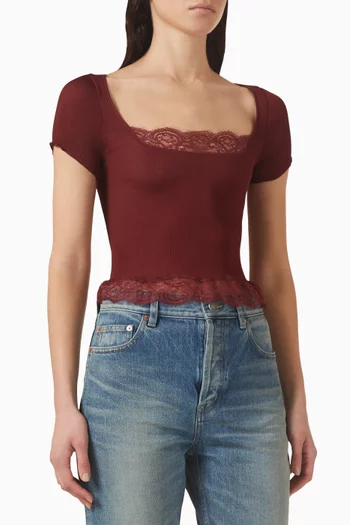 تي شيرت بحواف دانتيل حرير وجيرسيه مضلع