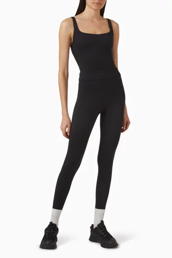 تي شيرت بلا أكمام بفتحة رقبة مربعة مجموعة مت