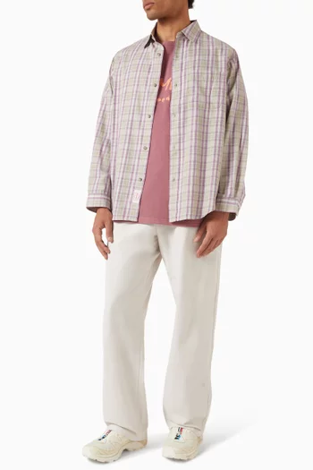 قميص بنقشة مربعات وتصميم متدرج