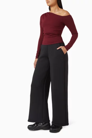 بلوزة 356‏ بكتف مكشوف وقصة غير متماثلة