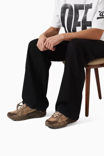 Be Right Back Sneakers in Suede