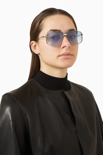 نظارة شمسية جاغر أفياتور بإطار من التيتانيوم