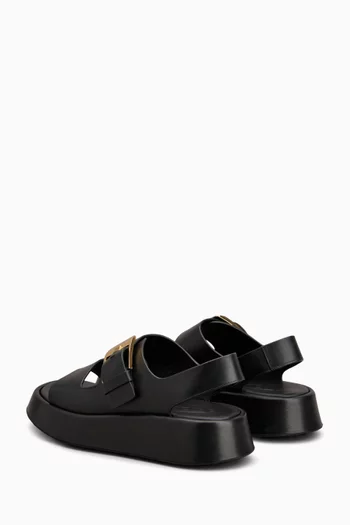 Sandals in Calfskin Leather