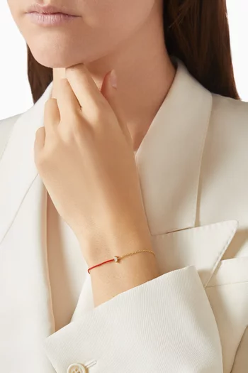 سوار بتصميم خيط مزين بماسة ماركيز ذهب عيار 18