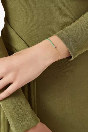 سوار بتصميم خيط مزين بماسة ماركيز ذهب عيار 18