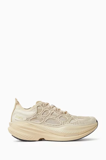 سنيكرز ماك اكس بتصميم قفص