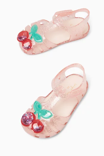 صندل ليلو كلوريد متعدد الفينيل