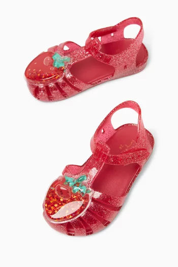 صندل ليلو كلوريد متعدد الفينيل