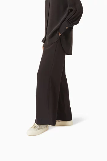 سنيكرز كروس ويند جلد