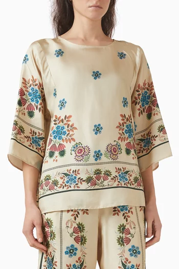 بلوزة مزينة بنقشة حرير تويل