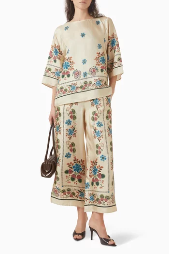 بلوزة مزينة بنقشة حرير تويل