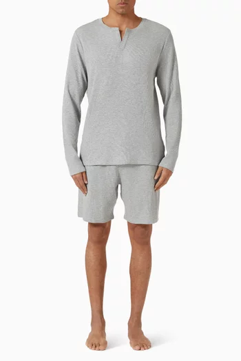 بيجاما بشورت بنسيج وافل ناعم