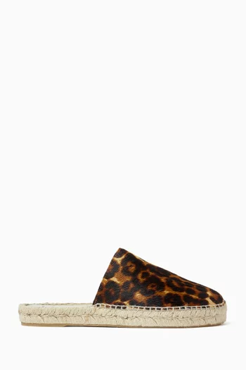 حذاء مفتوح من الخلف بكعب مسطح ونعل سميك شمواه جلد عجل